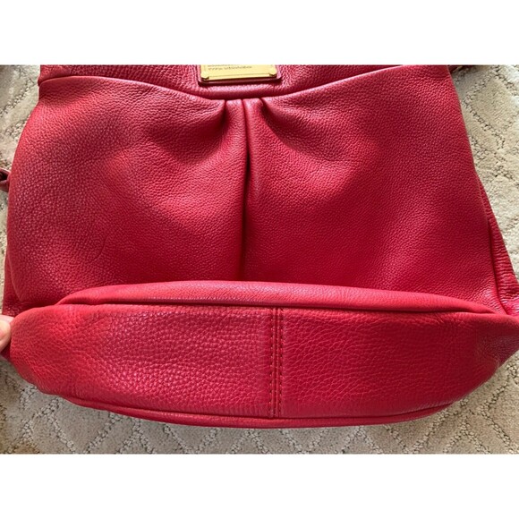 Marc by Marc Jacobs Women’s Classic Q Hillier‎ Leather Hobo Bag Raspberry Red - Picture 6 of 9